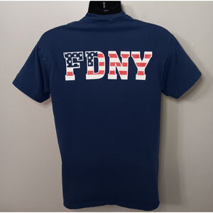 Vintage Y2K 2001 FDNY 9-11 Memorial Adult Medium T-Shirt Navy Tee Hanes